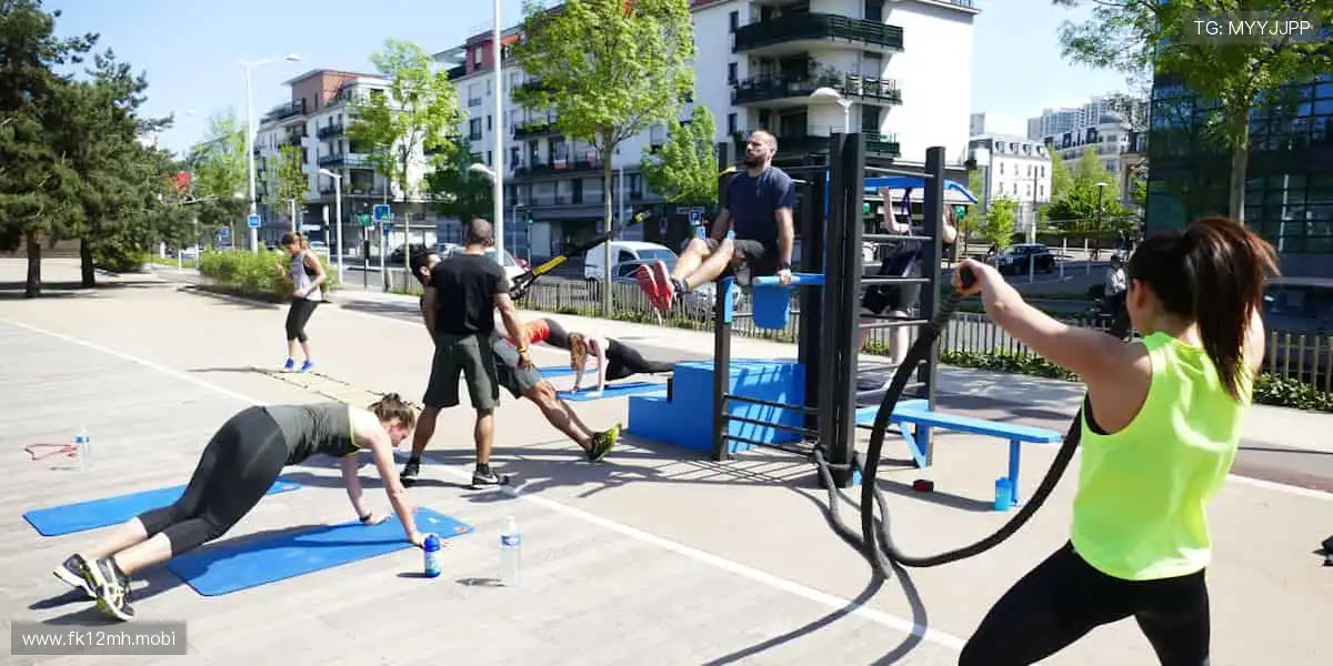 🎮 实时比分，弹幕狂欢，这里永不冷场！